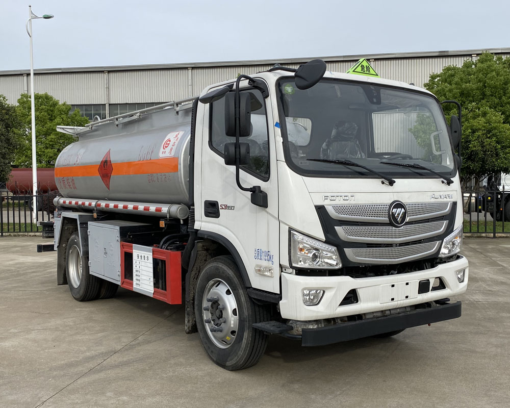 楚勝牌CSC5128GYYB6A型運(yùn)油車